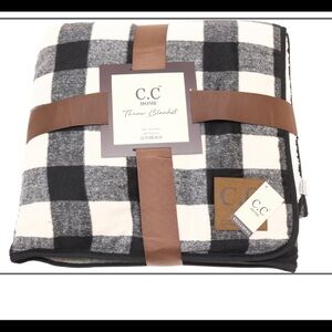 BUFFALO CHECK SHERPA LINED THROW BLANKET